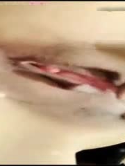ֵŮշѴ߶ڰݺݵĲ